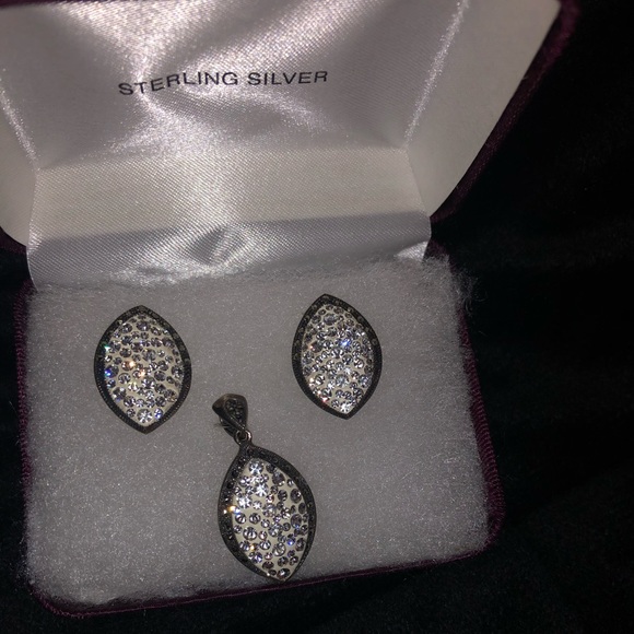 Earrings and pendant set sterling silver - Picture 2 of 4